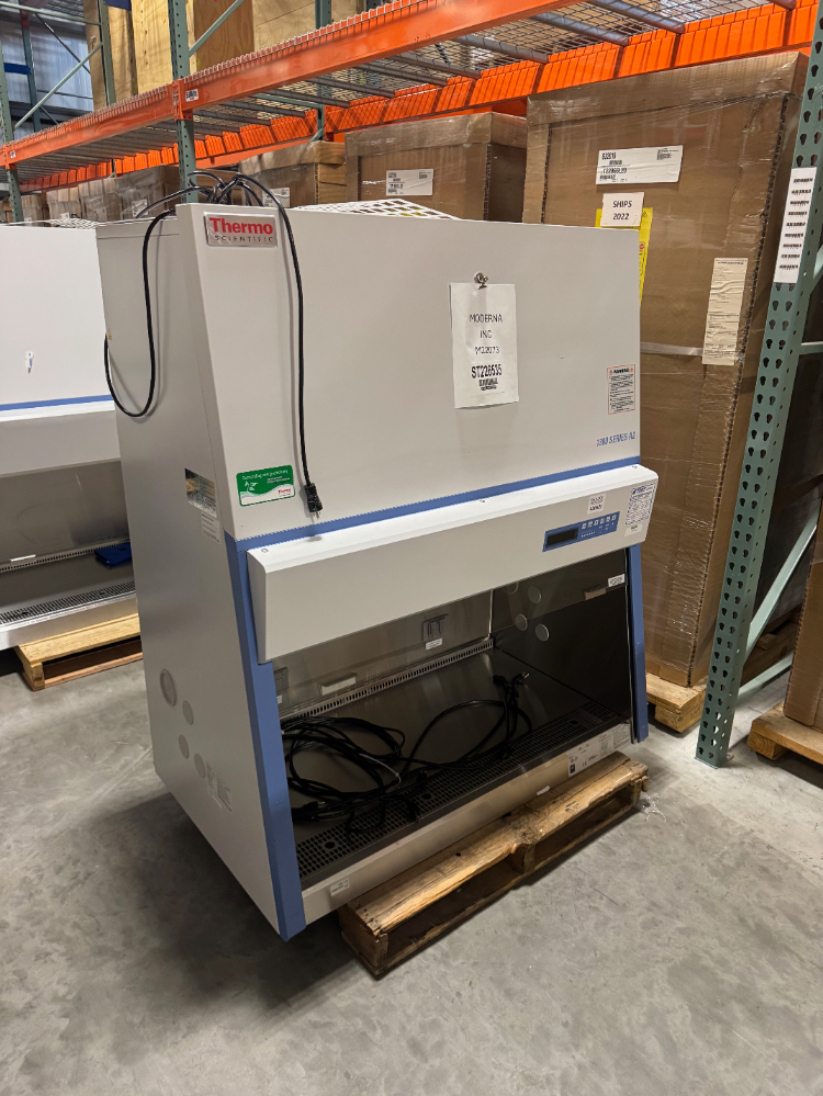 Image of Thermo 1300 Series A2 4' BioSafety Cabinet